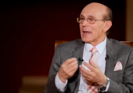 محمد صبحي: يجب مواجهة المحتوى الذي يدعو للإسفاف والأعمال الهابطة